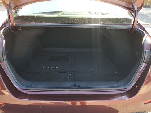 Certified 2023 Nissan Sentra SV image 9