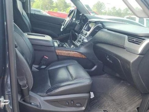 Used 2019 Chevrolet Tahoe Premier RWD image 4