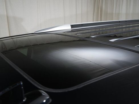 Used 2019 Cadillac Escalade Luxury w/ Escalade Sport Edition image 24