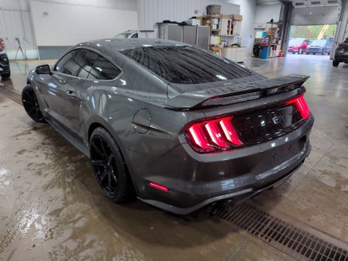 Used 2020 Ford Mustang GT Premium w/ GT Performance Package RWD image 4