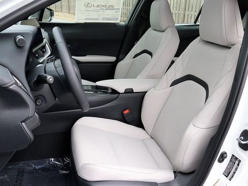 New 2026 Lexus UX 300h AWD image 11