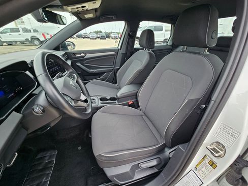 Used 2025 Volkswagen Jetta Sport FWD image 16