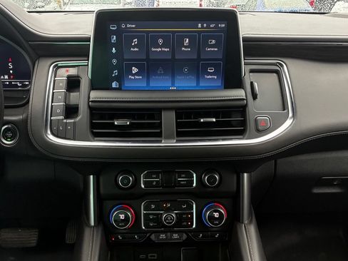 Used 2023 Chevrolet Tahoe Z71 w/ Z71 Off-Road Package AWD/4WD image 10