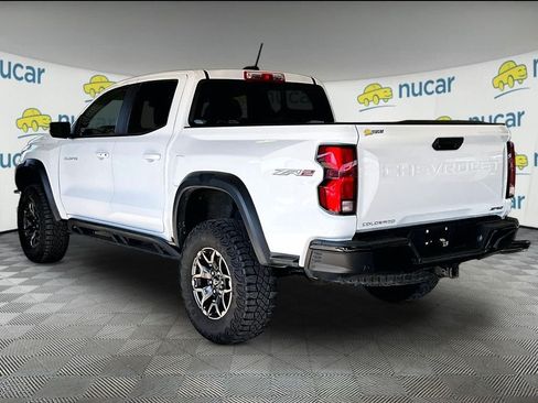 Used 2023 Chevrolet Colorado ZR2 w/ ZR2 Convenience Package III AWD/4WD image 4