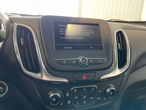 Used 2020 Chevrolet Equinox LT w/ Midnight Edition image 37