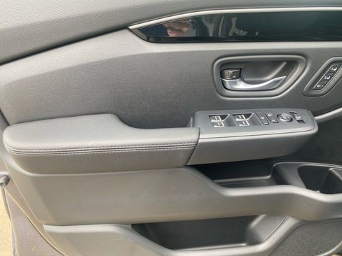 Certified 2026 Honda Passport RTL image 36