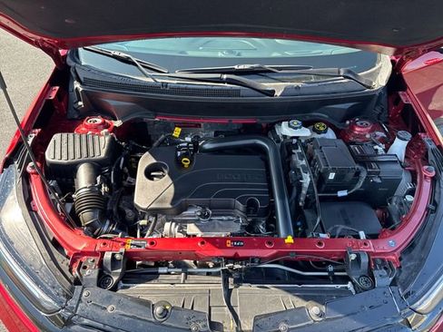 Used 2024 Chevrolet Equinox RS w/ RS Leather Package image 29