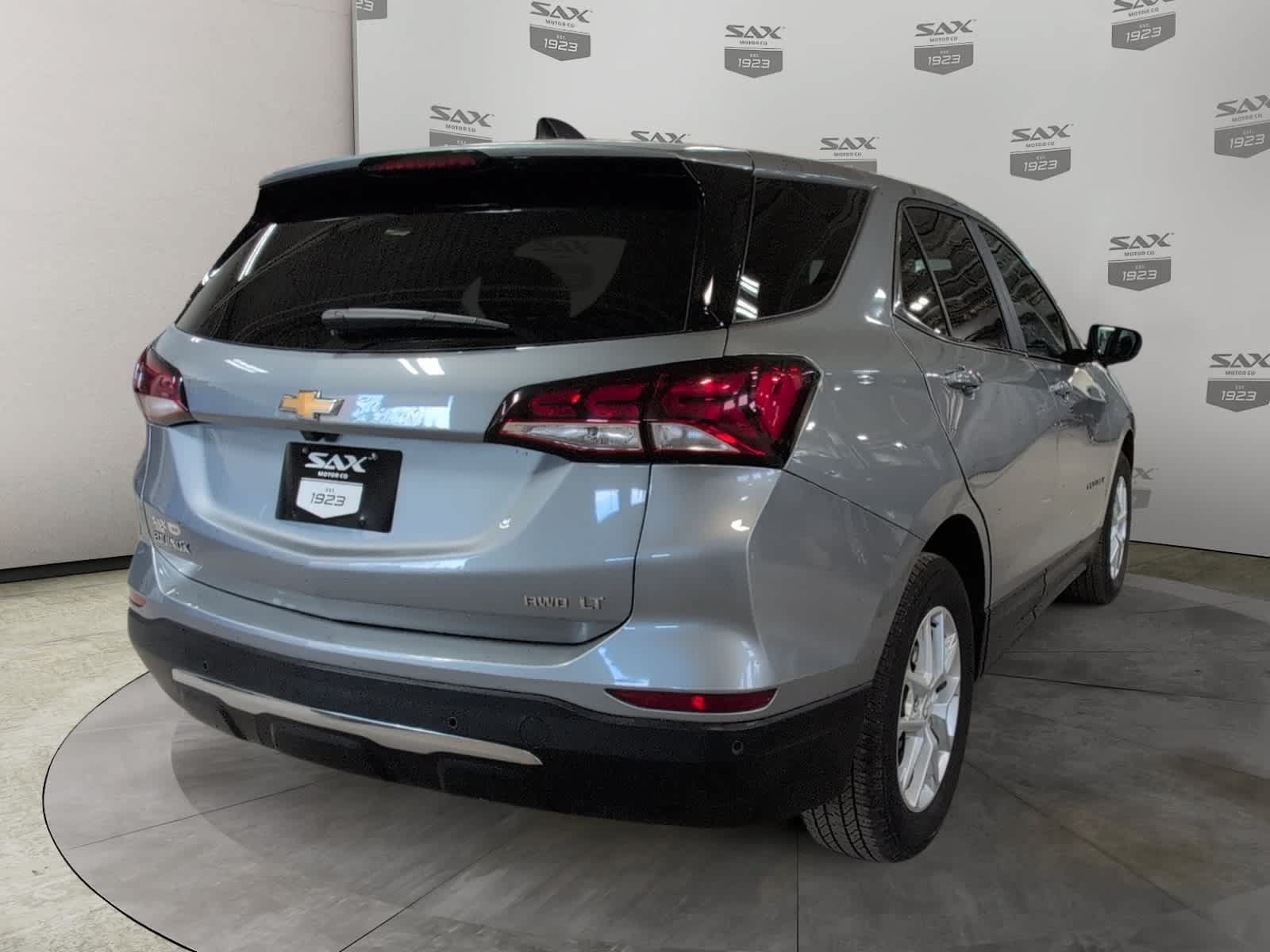 Used 2024 Chevrolet Equinox LT AWD/4WD image 5