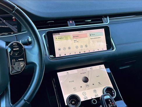 Used 2020 Land Rover Range Rover Evoque SE image 6