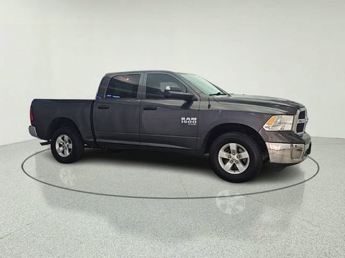Used 2022 RAM 1500 Classic SLT w/ Electronics Group AWD/4WD image 2