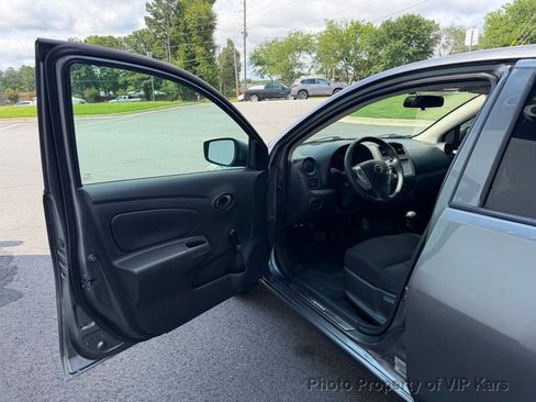 Used 2019 Nissan Versa S Plus FWD image 9