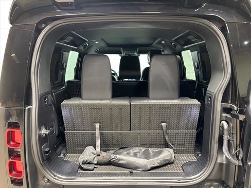 Used 2022 Land Rover Defender 110 XS Edition image 45