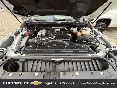 Certified 2024 GMC Sierra 2500 AT4 w/ AT4 Preferred Package image 32