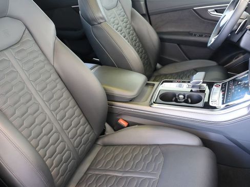 Used 2023 Audi RS Q8 AWD/4WD image 40