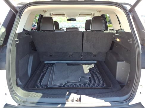 Used 2019 Ford Escape Titanium FWD image 12