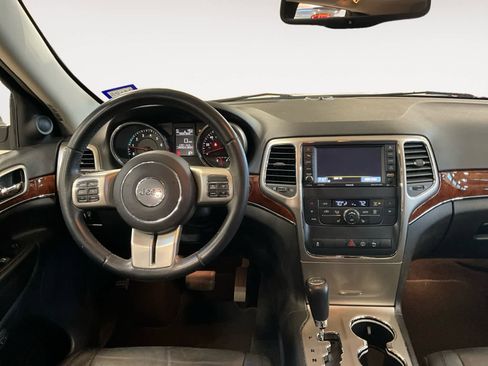 Used 2013 Jeep Grand Cherokee Limited RWD image 10