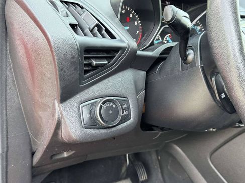 Used 2015 Ford Escape SE w/ Equipment Group 201A AWD/4WD image 10