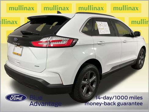 Certified 2022 Ford Edge SEL w/ Sport Appearance Package image 4
