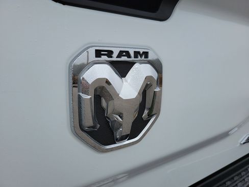 Used 2024 RAM 2500 Big Horn w/ Off Road Package image 10