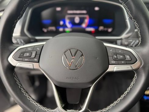 Used 2023 Volkswagen Tiguan SE FWD image 20