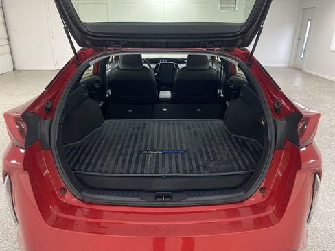 Used 2020 Toyota Prius Prime XLE image 17