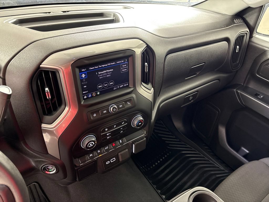 Used 2026 Chevrolet Silverado 1500 Custom AWD/4WD image 35