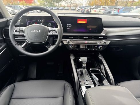 New 2025 Kia Telluride S image 6