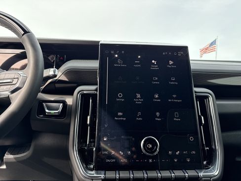 New 2026 GMC Yukon Elevation w/ Elevation Premium Package image 24