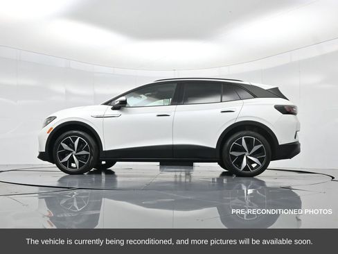 Used 2023 Volkswagen ID.4 Pro S image 52