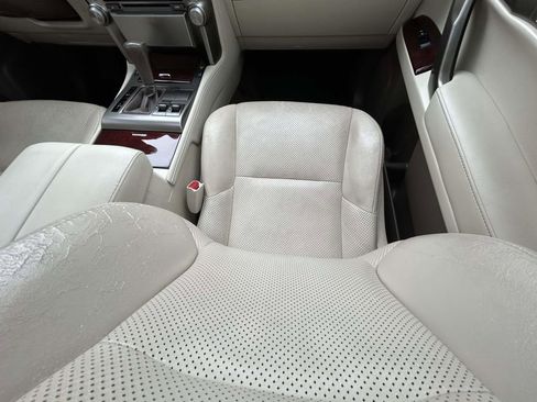 Used 2012 Lexus GX 460 w/ Comfort Plus Pkg image 16