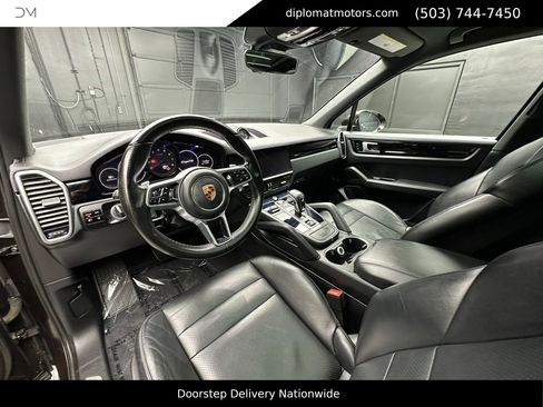 Used 2019 Porsche Cayenne image 17