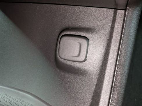 New 2026 Cadillac XT5 Premium Luxury w/ LPO, Floor Liner Package AWD/4WD image 12