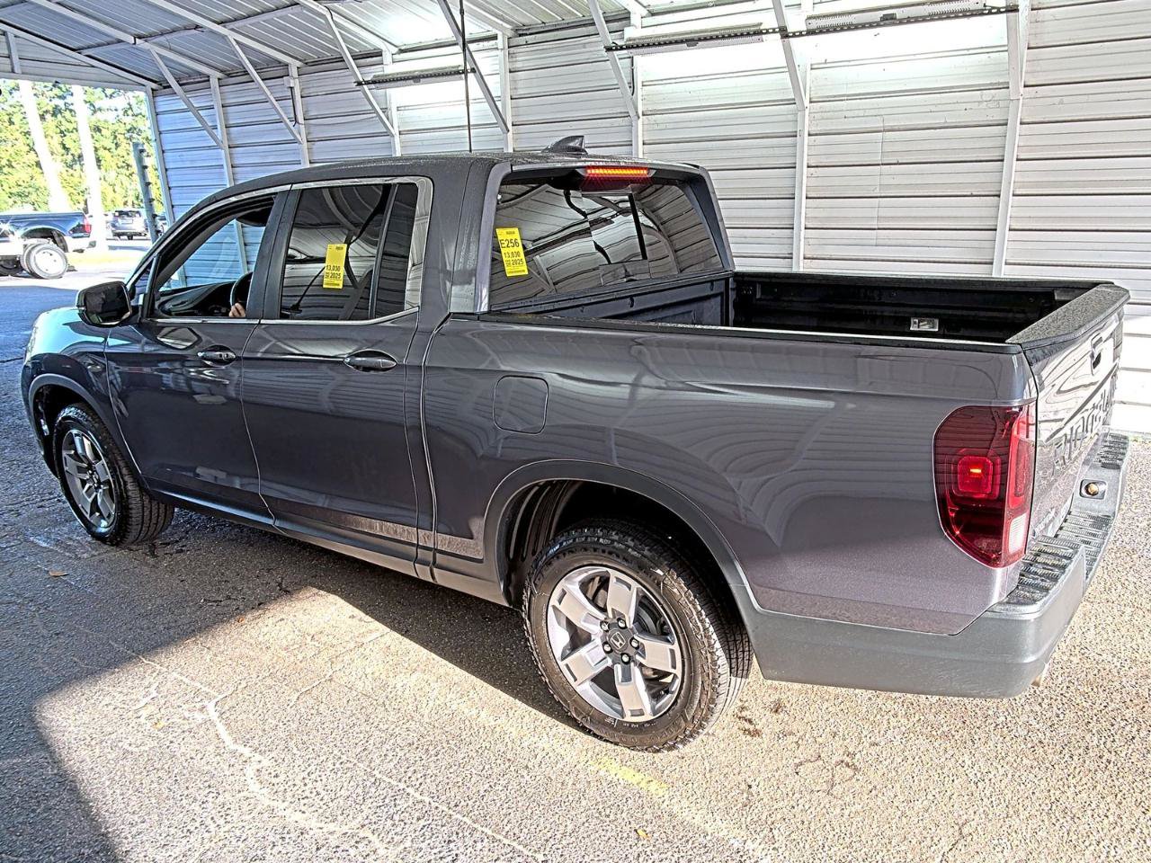 Used 2025 Honda Ridgeline RTL image 5