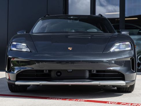 New 2026 Porsche Taycan 4S AWD/4WD image 8