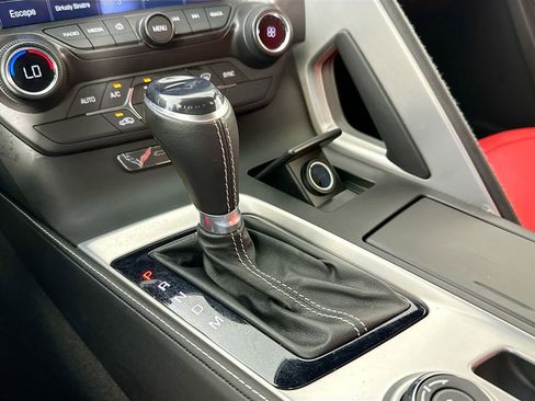 Used 2019 Chevrolet Corvette Stingray Coupe w/ 1LT RWD image 16