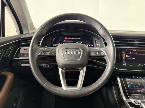 Used 2021 Audi Q7 2.0T Premium Plus w/ Premium Plus Package AWD/4WD image 13