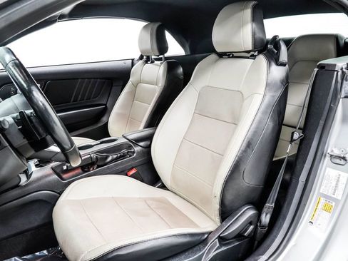 Used 2020 Ford Mustang Premium image 16