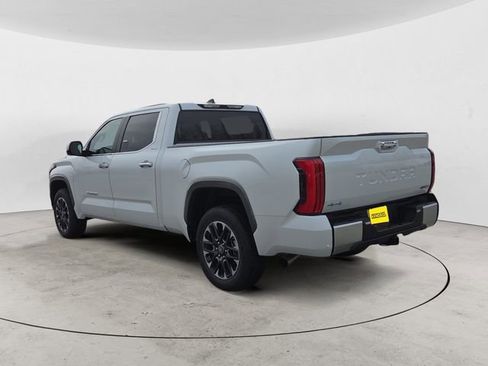 Used 2025 Toyota Tundra Limited AWD/4WD image 3