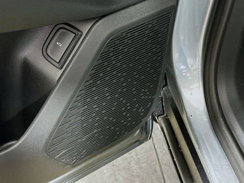 New 2026 Chevrolet Equinox LT w/ Convenience Package II image 19