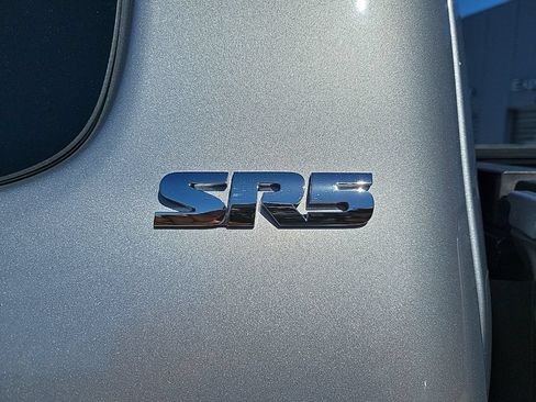 Used 2017 Toyota Tacoma SR5 AWD/4WD image 19