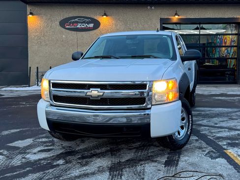Used 2008 Chevrolet Silverado 1500 LS w/ Towing Package image 1