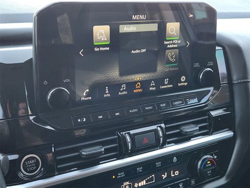 Used 2022 Nissan Pathfinder SL image 12