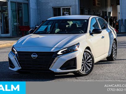 Used 2025 Nissan Altima 2.5 SV