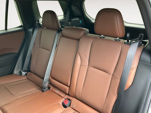 New 2026 Subaru Outback Touring AWD/4WD image 13