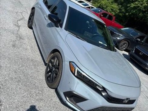 Used 2022 Honda Civic Sport image 3