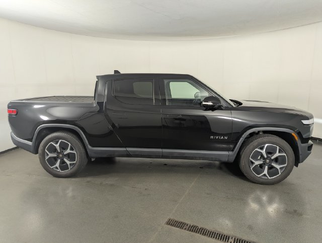 Used 2023 Rivian R1T Adventure Dual AWD/4WD image 8
