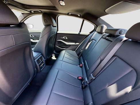 New 2025 BMW 330i Sedan w/ Premium Package RWD image 22