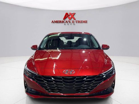 Used 2022 Hyundai Elantra Limited image 9