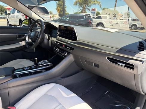 Used 2023 Hyundai Sonata SEL w/ Convenience Package FWD image 14