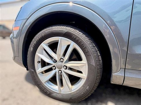 Used 2017 Audi Q3 2.0T Premium AWD/4WD image 31